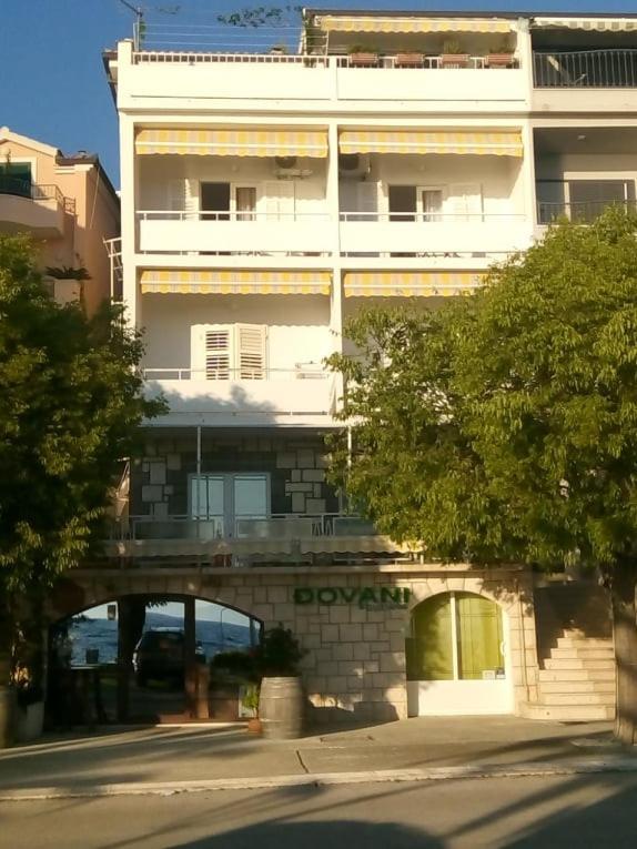 Apartments And Rooms Niksa بودغورا المظهر الخارجي الصورة