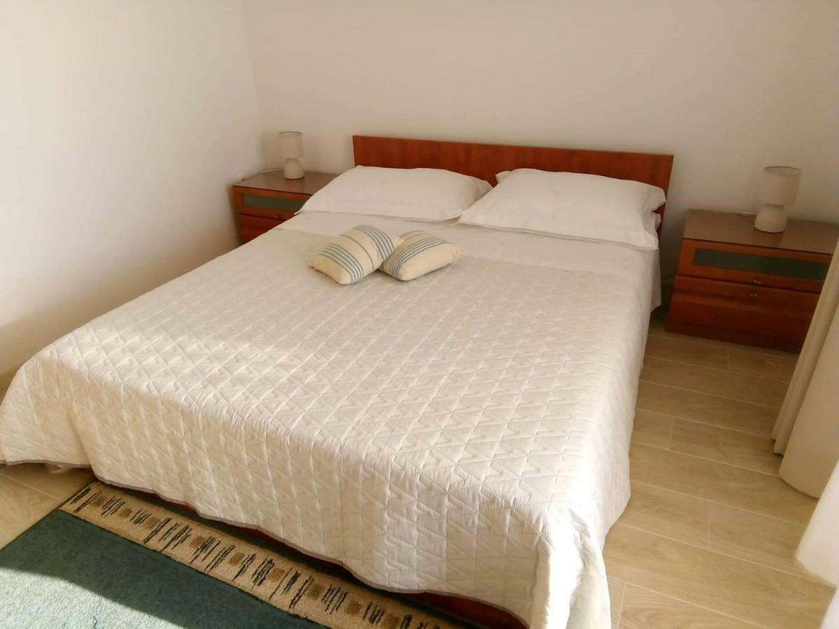 Apartments And Rooms Niksa بودغورا المظهر الخارجي الصورة