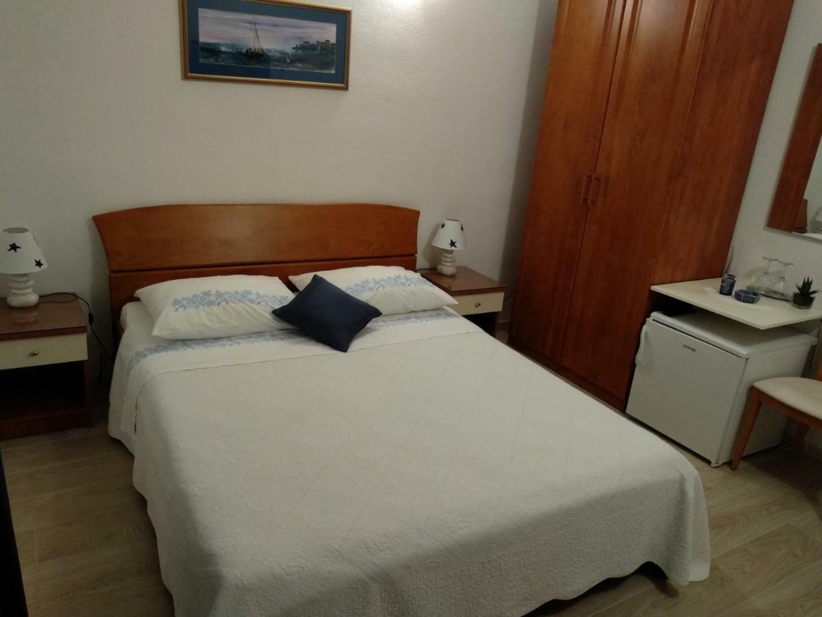Apartments And Rooms Niksa بودغورا المظهر الخارجي الصورة