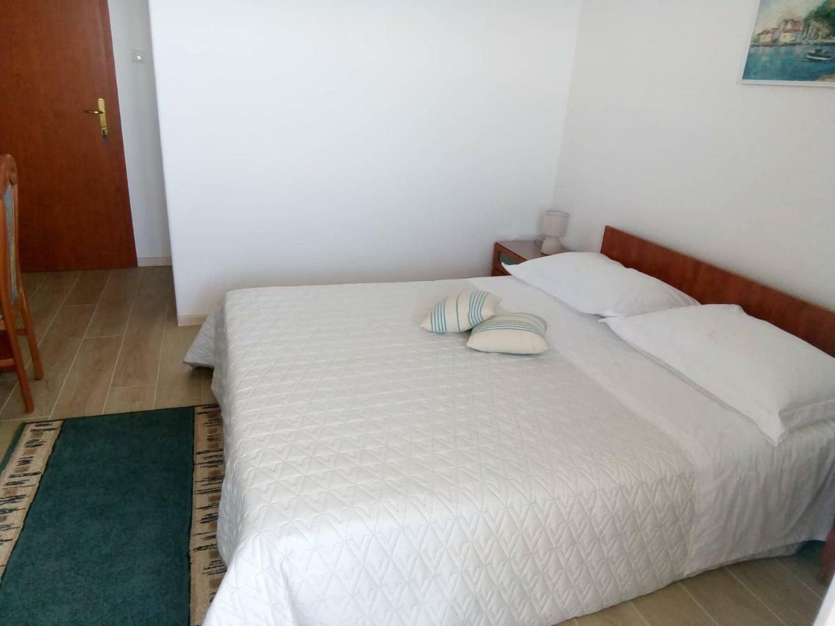 Apartments And Rooms Niksa بودغورا المظهر الخارجي الصورة