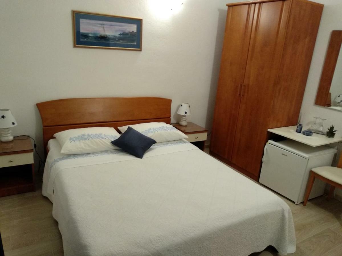 Apartments And Rooms Niksa بودغورا المظهر الخارجي الصورة